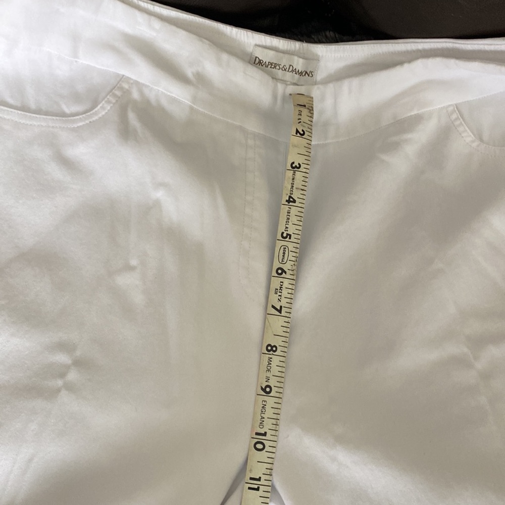 Draper’s and Damon’s White Flat Front Pull On Pants - Picture 6 of 7